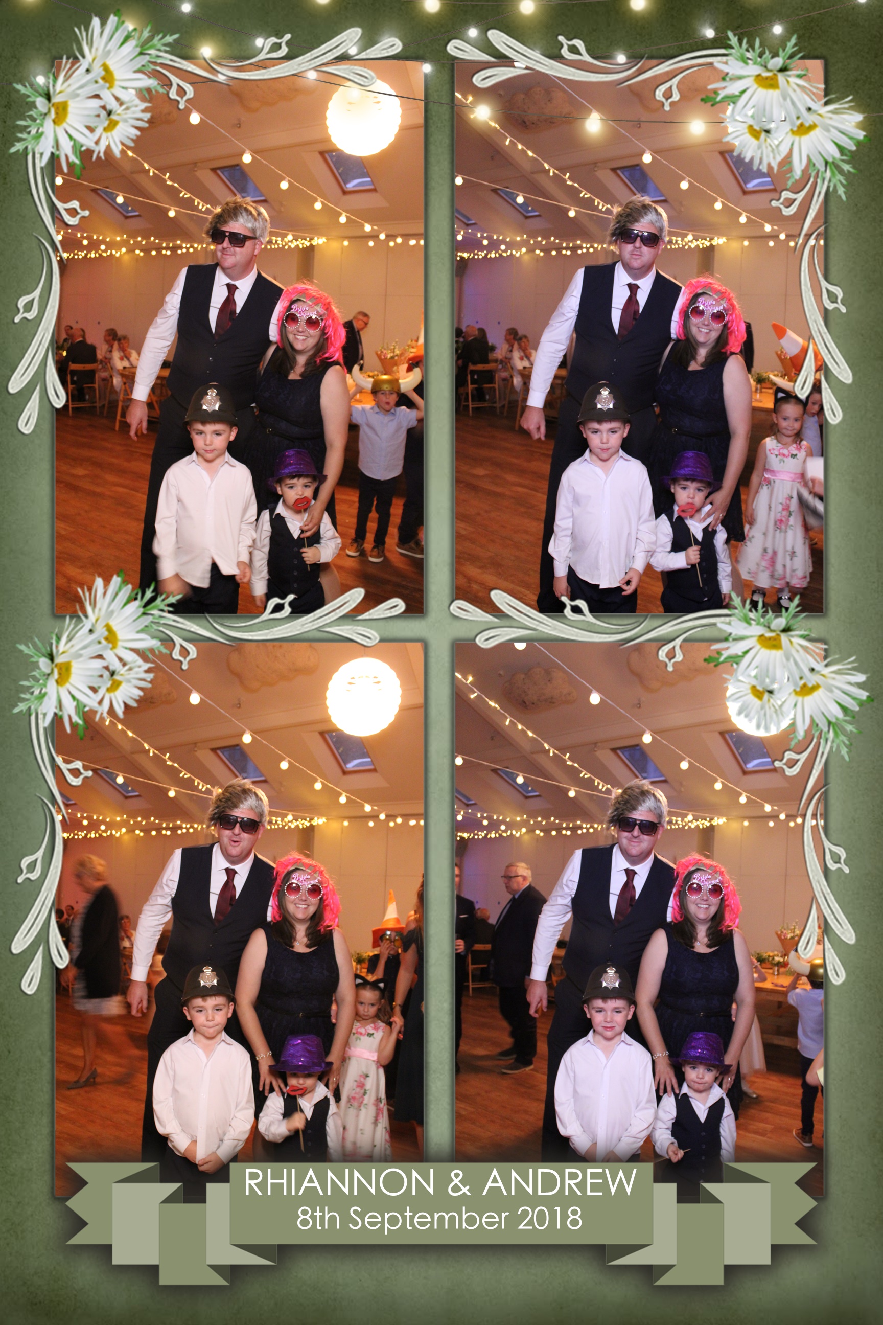 Rhiannon & Andrew's Wedding | View more photos from the event at images.mobile-photo-booth.com/u/MobilePhotoBoothUK/Rhiannon-Andrews-Wedding
